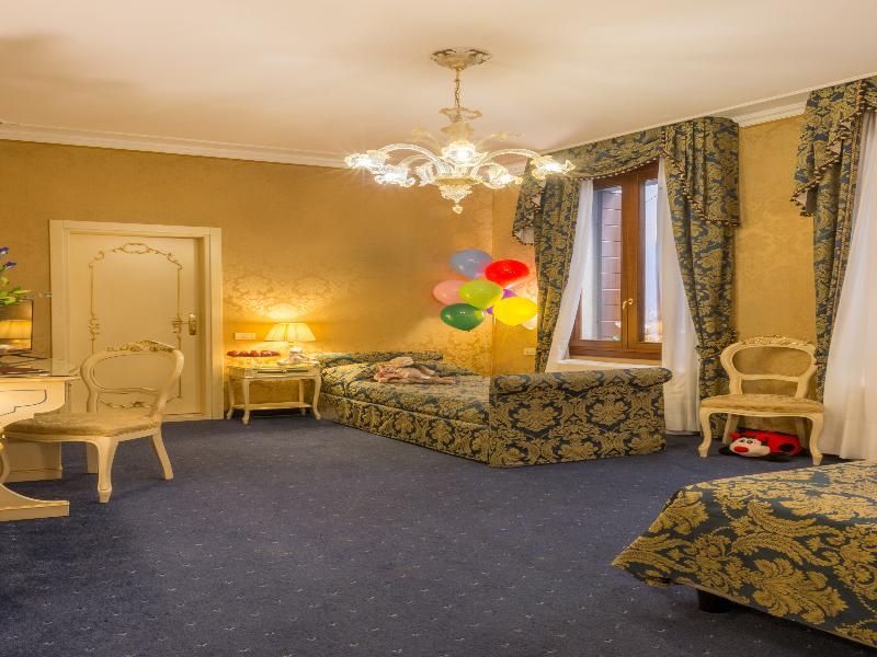 Hotel Becher Венеция Екстериор снимка
